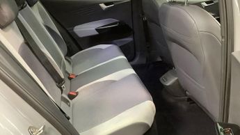 VOLKSWAGEN ID.3 Pro 58kWh Family Hatchback 5dr Electric Auto (145 ps)