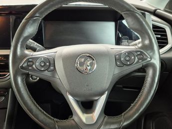 VAUXHALL GRANDLAND 1.6 14.2kWh GS SUV 5dr Petrol Plug-in Hybrid Auto Euro 6 (s/s) (