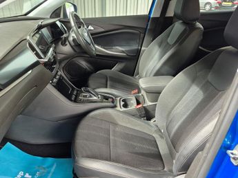 VAUXHALL GRANDLAND 1.6 14.2kWh GS SUV 5dr Petrol Plug-in Hybrid Auto Euro 6 (s/s) (