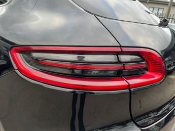 PORSCHE MACAN 3.6T V6 Turbo SUV 5dr Petrol PDK 4WD Euro 6 (s/s) (400 ps)
