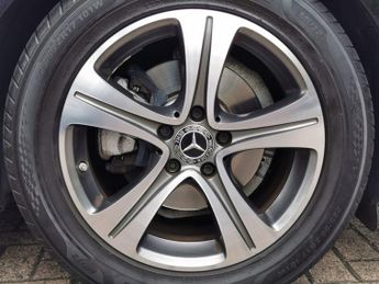 MERCEDES-BENZ E-CLASS 2.0 E200 SE Saloon 4dr Petrol G-Tronic+ Euro 6 (s/s) (184 ps)