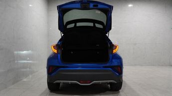 TOYOTA C-HR 1.8 VVT-h Dynamic SUV 5dr Petrol Hybrid CVT Euro 6 (s/s) (122 ps