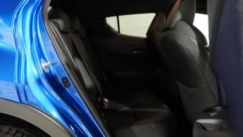 TOYOTA C-HR 1.8 VVT-h Dynamic SUV 5dr Petrol Hybrid CVT Euro 6 (s/s) (122 ps