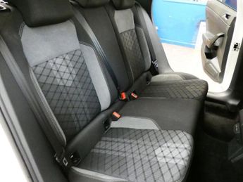 VOLKSWAGEN TAIGO 1.5 TSI R-Line SUV 5dr Petrol DSG Euro 6 (s/s) (150 ps)
