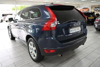VOLVO XC60 2.4 D5 SE Lux SUV 5dr Diesel Geartronic AWD Euro 5 (215 ps)