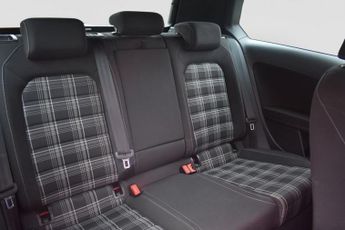 VOLKSWAGEN GOLF 2.0 TDI BlueMotion Tech GTD Hatchback 3dr Diesel Manual Euro 6 (