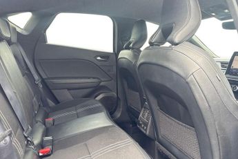 RENAULT CAPTUR 1.6 E-TECH E-Tech engineered SUV 5dr Petrol Hybrid Auto Euro 6 (