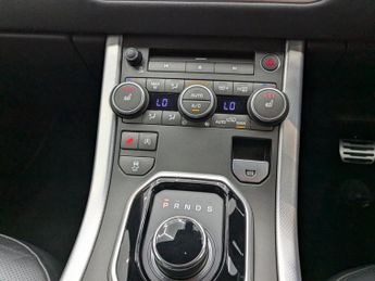 LAND ROVER RANGE ROVER EVOQUE 2.0 TD4 HSE Dynamic SUV 5dr Diesel Auto 4WD Euro 6 (s/s) (180 ps