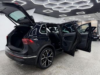VOLKSWAGEN TIGUAN 2.0 TSI R SUV 5dr Petrol DSG 4Motion Euro 6 (s/s) (320 ps)