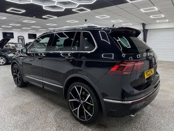 VOLKSWAGEN TIGUAN 2.0 TSI R SUV 5dr Petrol DSG 4Motion Euro 6 (s/s) (320 ps)