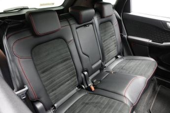 FORD KUGA 2.5 EcoBoost Duratec 14.4kWh ST-Line X SUV 5dr Petrol Plug-in Hy