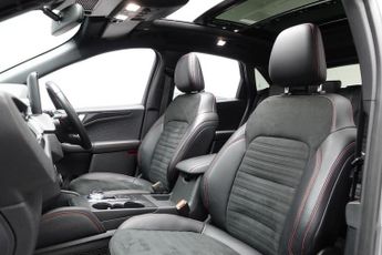 FORD KUGA 2.5 EcoBoost Duratec 14.4kWh ST-Line X SUV 5dr Petrol Plug-in Hy