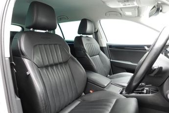 SKODA SUPERB 2.0 TDI Laurin & Klement Estate 5dr Diesel DSG Euro 6 (s/s) (190