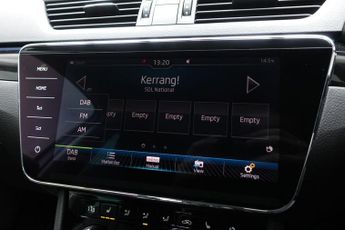 SKODA SUPERB 2.0 TDI Laurin & Klement Estate 5dr Diesel DSG Euro 6 (s/s) (190
