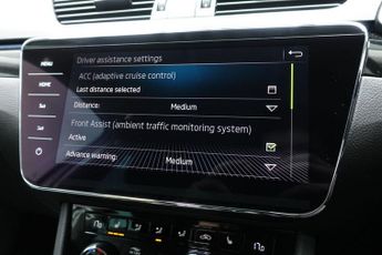 SKODA SUPERB 2.0 TDI Laurin & Klement Estate 5dr Diesel DSG Euro 6 (s/s) (190
