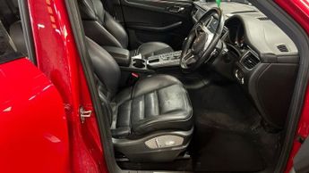 PORSCHE MACAN 3.0T V6 GTS SUV 5dr Petrol PDK 4WD Euro 6 (s/s) (360 ps)