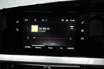 VAUXHALL MOKKA ELECTRIC 50kWh SE Premium SUV 5dr Electric Auto (136 ps)