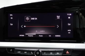 VAUXHALL MOKKA ELECTRIC 50kWh Ultimate SUV 5dr Electric Auto (136 ps)