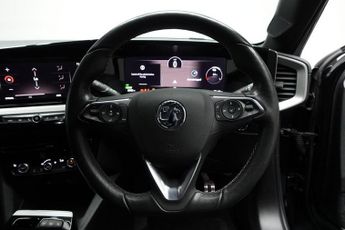 VAUXHALL MOKKA ELECTRIC 50kWh Ultimate SUV 5dr Electric Auto (136 ps)