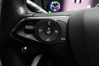 VAUXHALL MOKKA ELECTRIC 50kWh Ultimate SUV 5dr Electric Auto (136 ps)
