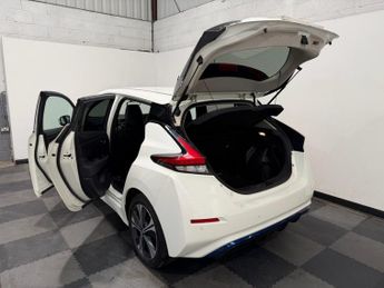 NISSAN LEAF 62kWh e+ Tekna Hatchback 5dr Electric Auto (217 ps)