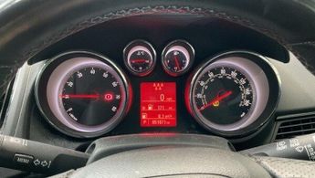 VAUXHALL ZAFIRA TOURER 1.4i Turbo SRi MPV 5dr Petrol Auto Euro 6 (140 ps)