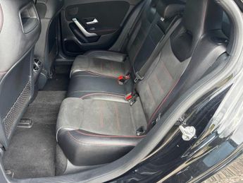 MERCEDES-BENZ A-CLASS 1.3 A200 AMG Line (Premium) Hatchback 5dr Petrol 7G-DCT Euro 6 (