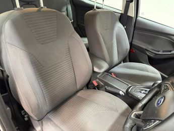 FORD FOCUS 1.6 Titanium Estate 5dr Petrol Powershift Euro 6 (125 ps)