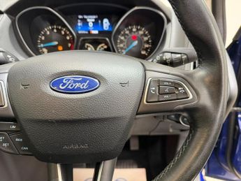 FORD FOCUS 1.6 Titanium Estate 5dr Petrol Powershift Euro 6 (125 ps)