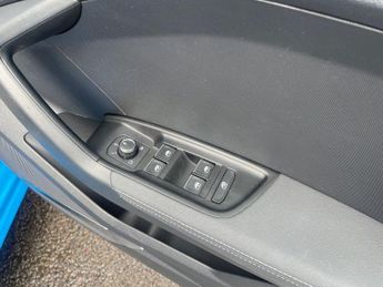 AUDI A1 1.5 TFSI 35 S line Sportback 5dr Petrol S Tronic Euro 6 (s/s) (1