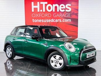 MINI Hatch 1.5 Cooper Classic Hatchback 5dr Petrol Steptronic Euro 6 (s/s) 