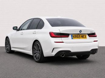 BMW 3 SERIES 2.0 320i M Sport Saloon 4dr Petrol Auto Euro 6 (s/s) (184 ps)