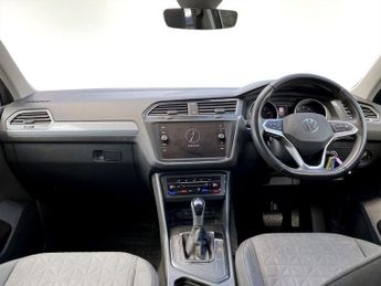 VOLKSWAGEN TIGUAN 1.5 TSI Life SUV 5dr Petrol DSG Euro 6 (s/s) (150 ps)