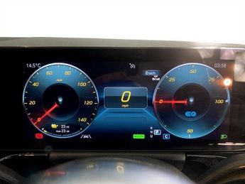 MERCEDES-BENZ EQA EQA 250+ 70.5kWh AMG Line SUV 5dr Electric Auto (190 ps)