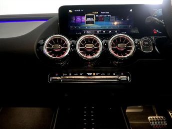 MERCEDES-BENZ EQA EQA 250+ 70.5kWh AMG Line SUV 5dr Electric Auto (190 ps)