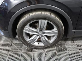 VOLKSWAGEN TIGUAN 1.5 TSI EVO Match SUV 5dr Petrol DSG Euro 6 (s/s) (150 ps)