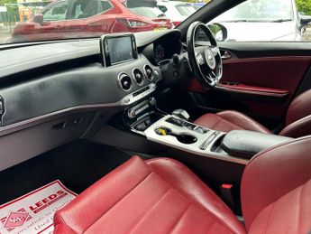 KIA STINGER 2.2 CRDi GT-Line Gran Turismo 5dr Diesel Auto Euro 6 (s/s) (197 