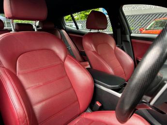 KIA STINGER 2.2 CRDi GT-Line Gran Turismo 5dr Diesel Auto Euro 6 (s/s) (197 