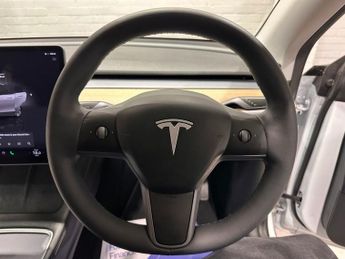 TESLA MODEL Y SUV 5dr Electric Auto RWD (346 ps)