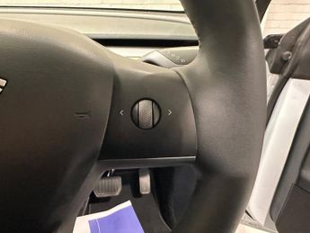 TESLA MODEL Y SUV 5dr Electric Auto RWD (346 ps)