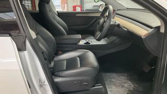 TESLA MODEL Y SUV 5dr Electric Auto RWD (346 ps)