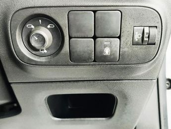 CITROEN C3 1.2 PureTech PLUS Hatchback 5dr Petrol Manual Euro 6 (s/s) (83 p