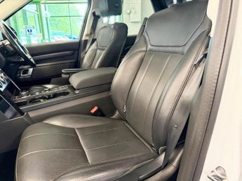 LAND ROVER DISCOVERY 2.0 SD4 SE SUV 5dr Diesel Auto 4WD Euro 6 (s/s) (240 ps)
