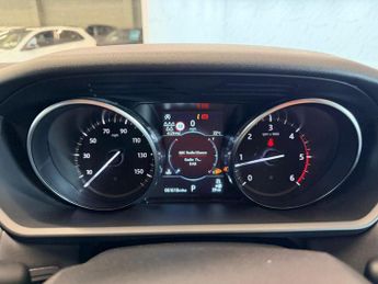 LAND ROVER DISCOVERY 2.0 SD4 SE SUV 5dr Diesel Auto 4WD Euro 6 (s/s) (240 ps)