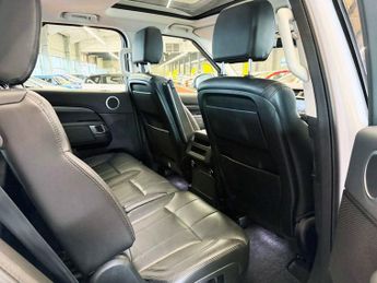 LAND ROVER DISCOVERY 2.0 SD4 SE SUV 5dr Diesel Auto 4WD Euro 6 (s/s) (240 ps)