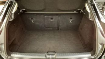 MERCEDES-BENZ 180 1.6 GLA180 Urban Edition SUV 5dr Petrol 7G-DCT Euro 6 (s/s) (122