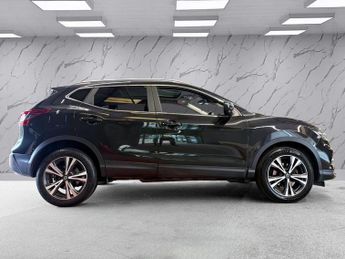 NISSAN QASHQAI 1.3 DIG-T N-Connecta SUV 5dr Petrol DCT Auto Euro 6 (s/s) (160 p