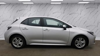 TOYOTA COROLLA 1.8 VVT-h Icon Tech Hatchback 5dr Petrol Hybrid CVT Euro 6 (s/s)