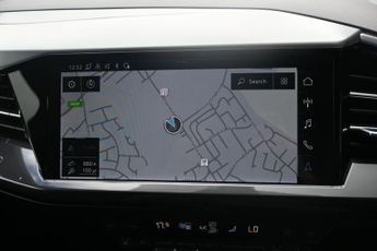 AUDI Q4 E-TRON 40 S line SUV 5dr Electric Auto 82kWh (204 ps)