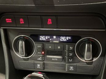 AUDI Q3 1.4 TFSI CoD Sport SUV 5dr Petrol S Tronic Euro 6 (s/s) (150 ps)